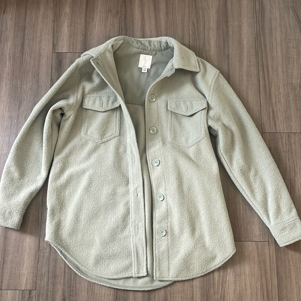Mint oversized button up